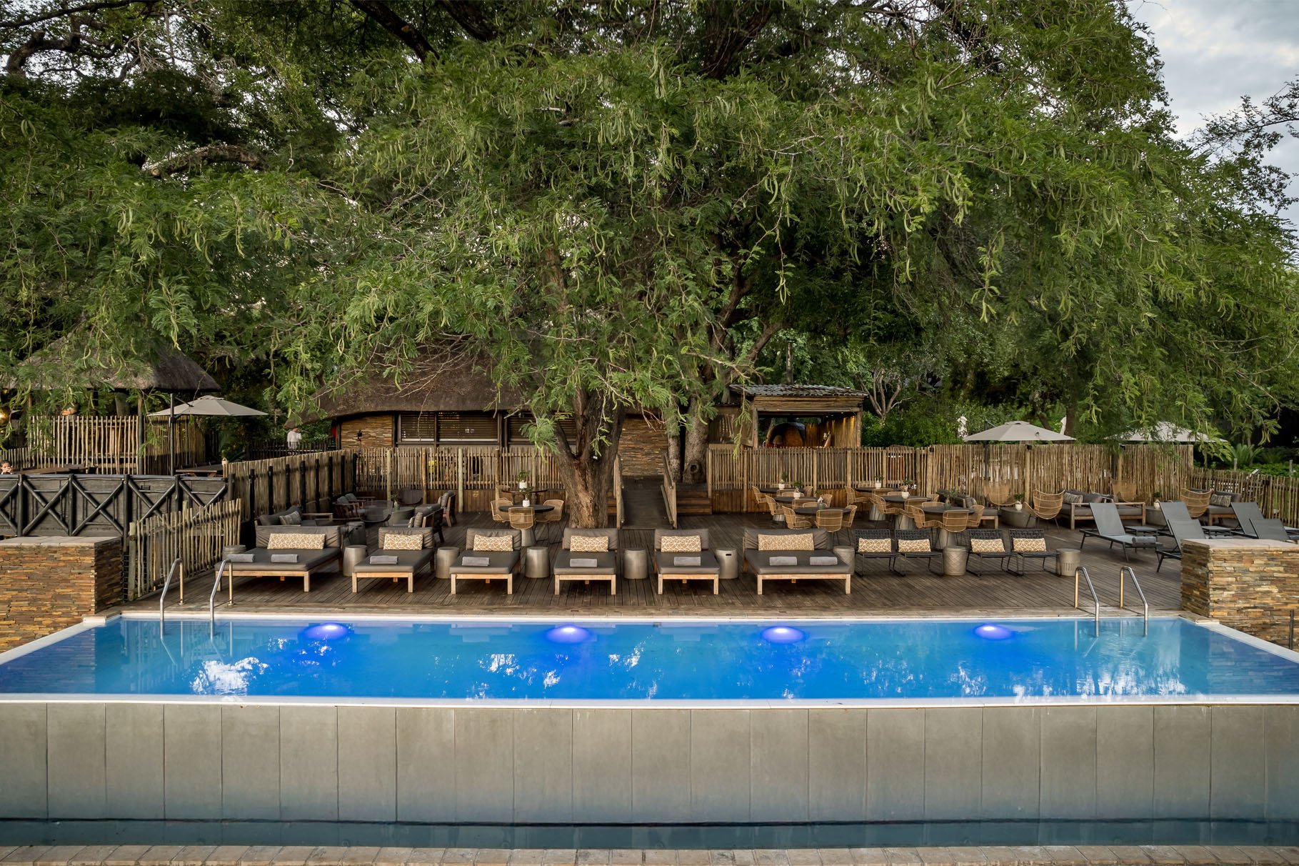 KGH_POOL BAR & VIEWING DECK_2