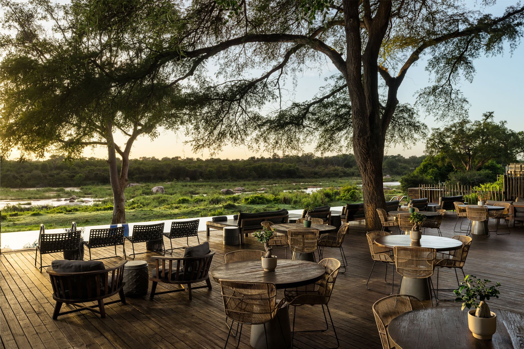 KGH_POOL BAR & VIEWING DECK_4